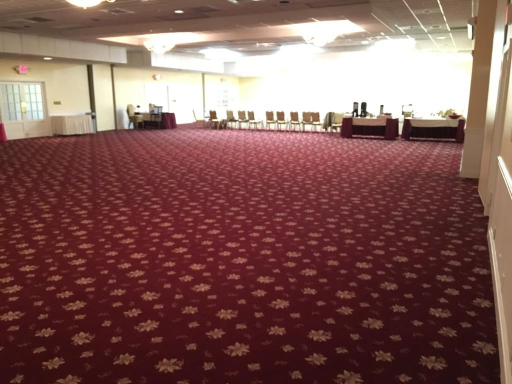 Ramada Conference Center Hotel มอร์แกนทาวน์ ภายนอก รูปภาพ