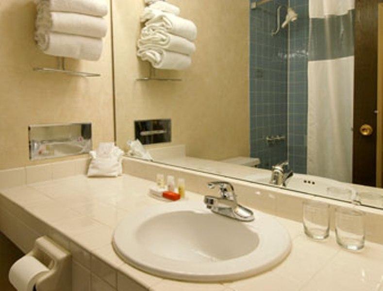 Ramada Conference Center Hotel มอร์แกนทาวน์ ห้อง รูปภาพ